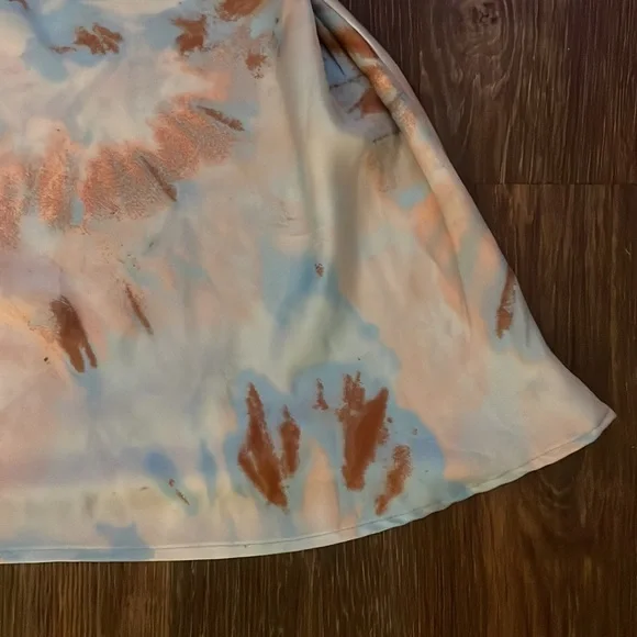 Slip Dress 💙🦋🍑 - Picture 3 of 8